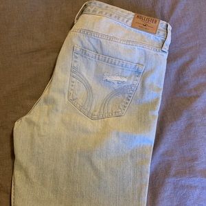 NWOT Hollister high waisted mom jeans